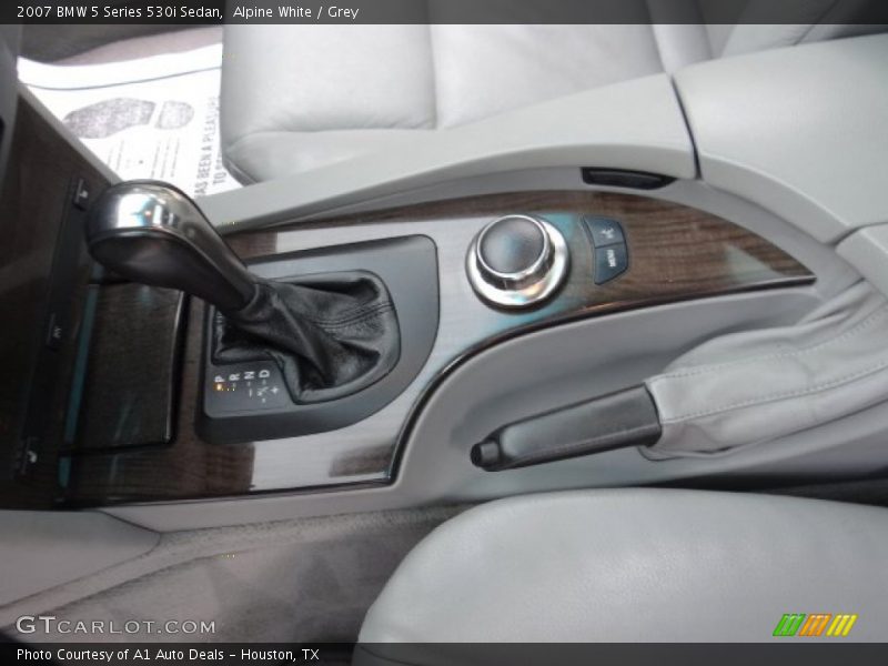 Alpine White / Grey 2007 BMW 5 Series 530i Sedan