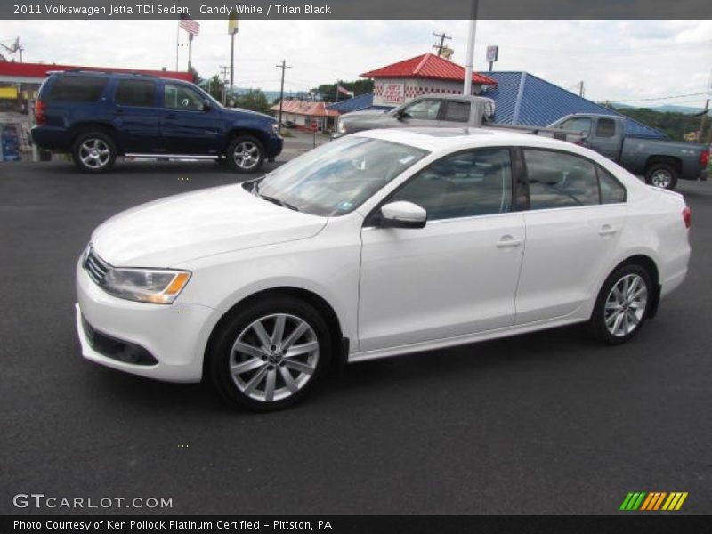 Candy White / Titan Black 2011 Volkswagen Jetta TDI Sedan