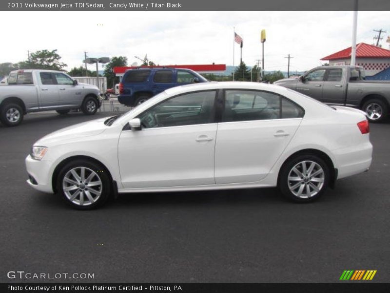 Candy White / Titan Black 2011 Volkswagen Jetta TDI Sedan