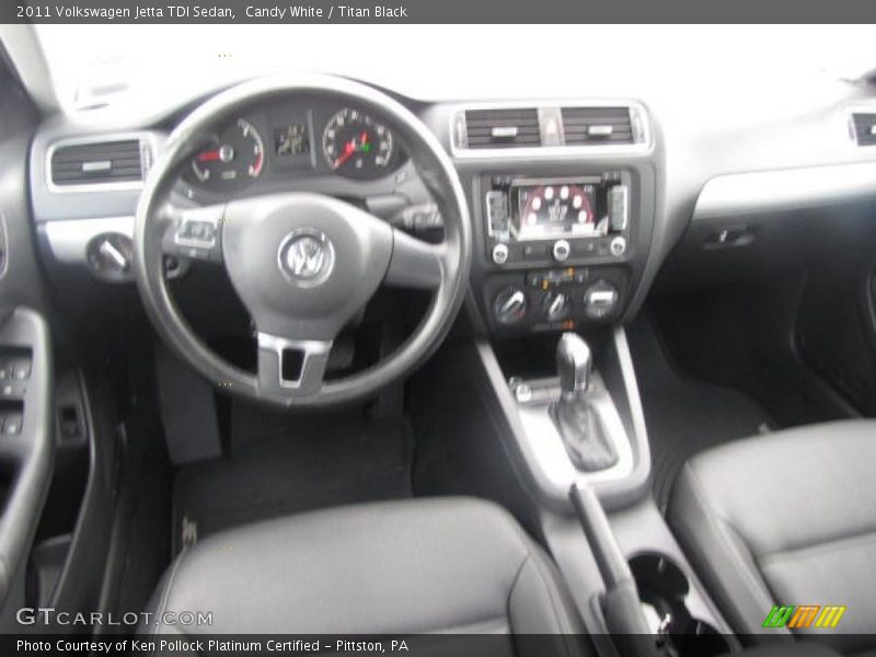 Candy White / Titan Black 2011 Volkswagen Jetta TDI Sedan