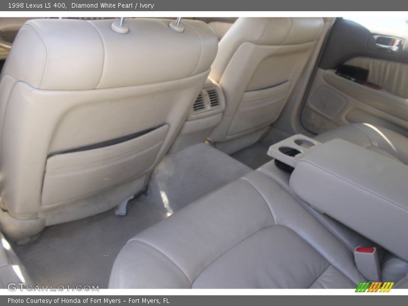 Diamond White Pearl / Ivory 1998 Lexus LS 400