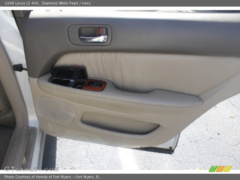 Diamond White Pearl / Ivory 1998 Lexus LS 400