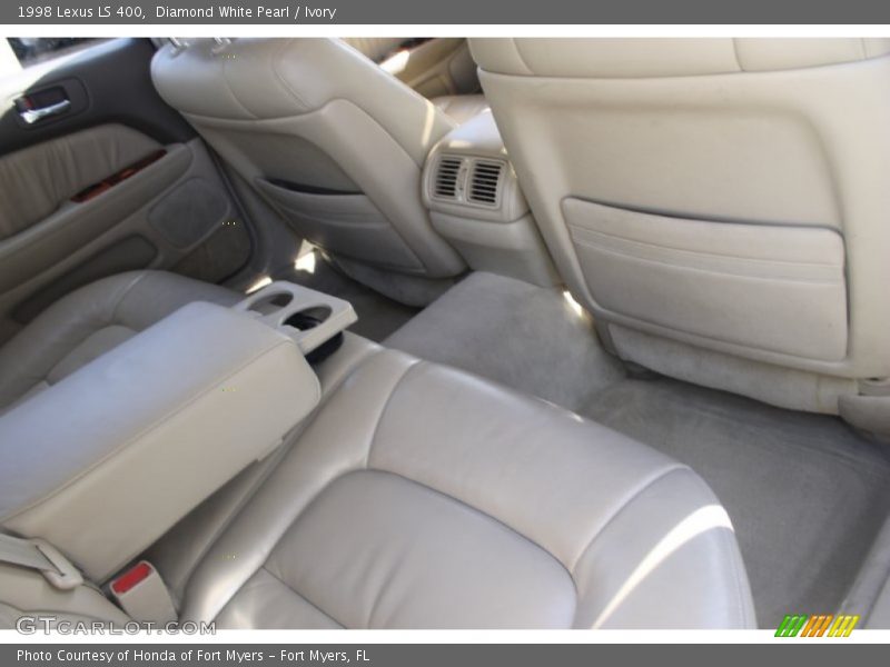 Diamond White Pearl / Ivory 1998 Lexus LS 400