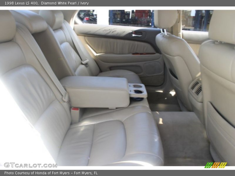 Diamond White Pearl / Ivory 1998 Lexus LS 400
