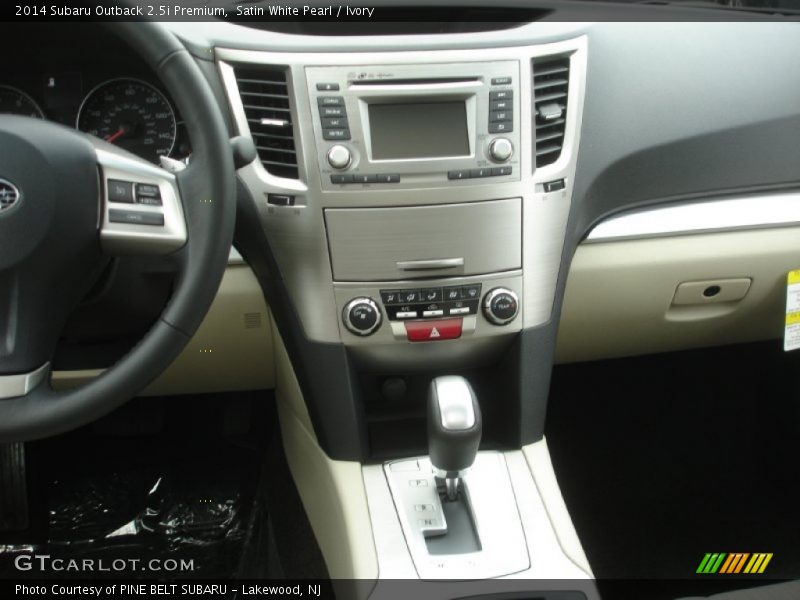 Satin White Pearl / Ivory 2014 Subaru Outback 2.5i Premium