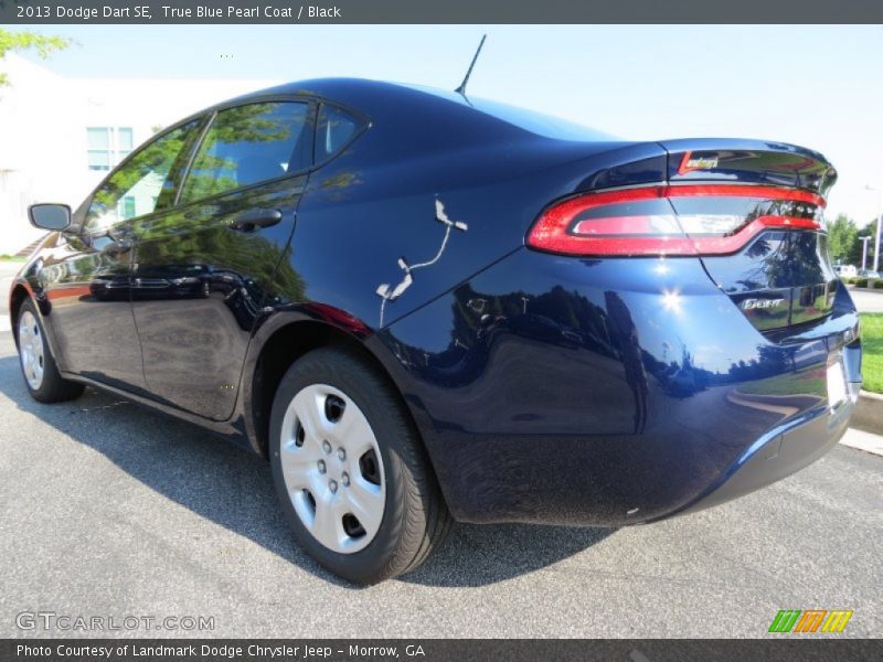 True Blue Pearl Coat / Black 2013 Dodge Dart SE