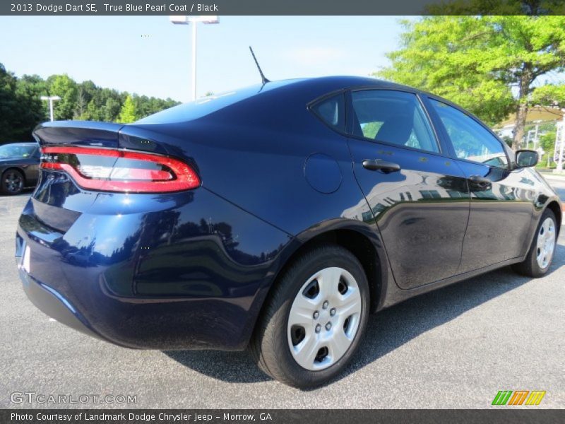 True Blue Pearl Coat / Black 2013 Dodge Dart SE