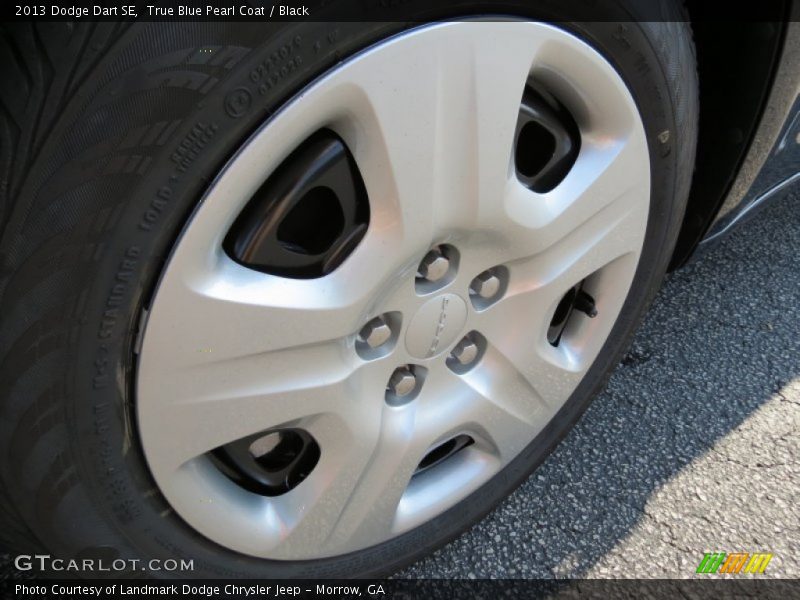 True Blue Pearl Coat / Black 2013 Dodge Dart SE