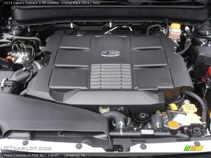 Crystal Black Silica / Ivory 2014 Subaru Outback 3.6R Limited