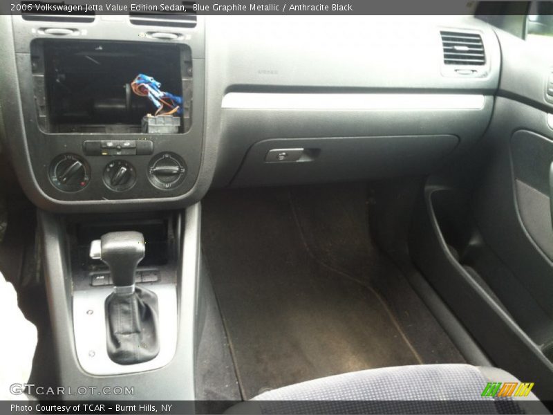 Blue Graphite Metallic / Anthracite Black 2006 Volkswagen Jetta Value Edition Sedan