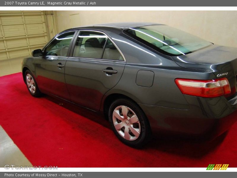 Magnetic Gray Metallic / Ash 2007 Toyota Camry LE