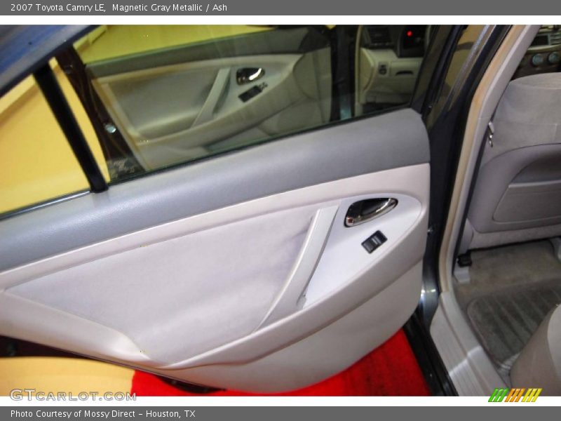 Magnetic Gray Metallic / Ash 2007 Toyota Camry LE
