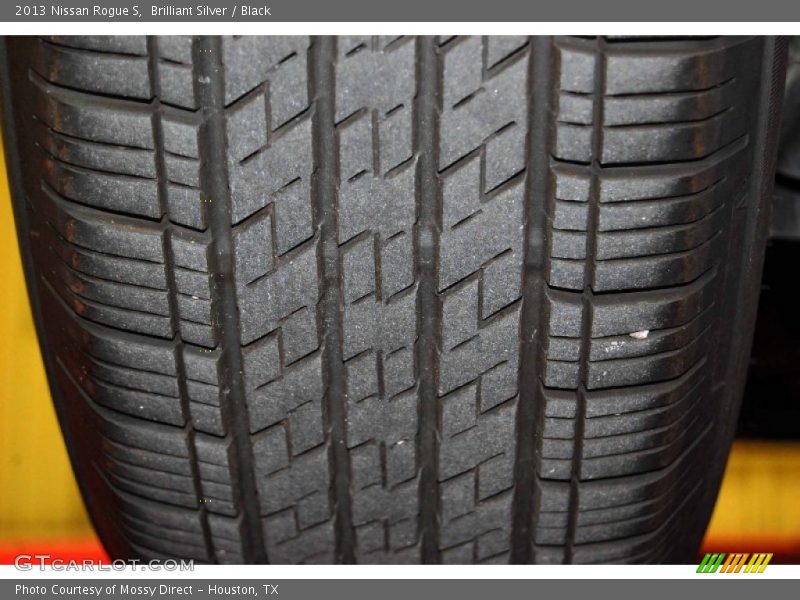 Brilliant Silver / Black 2013 Nissan Rogue S