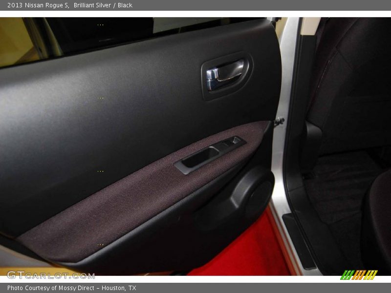 Brilliant Silver / Black 2013 Nissan Rogue S