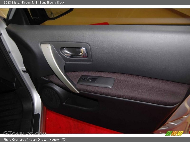 Brilliant Silver / Black 2013 Nissan Rogue S