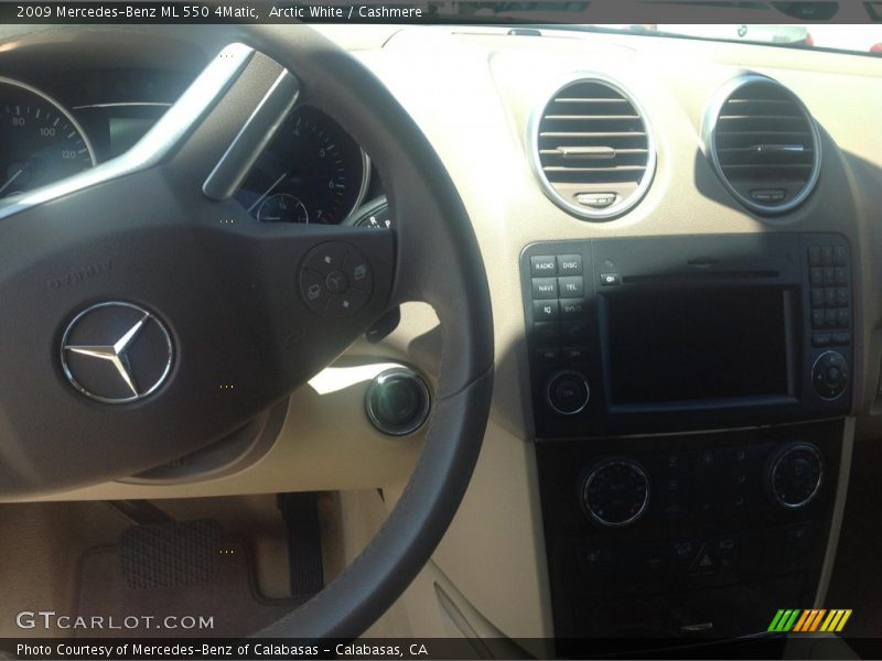 Arctic White / Cashmere 2009 Mercedes-Benz ML 550 4Matic