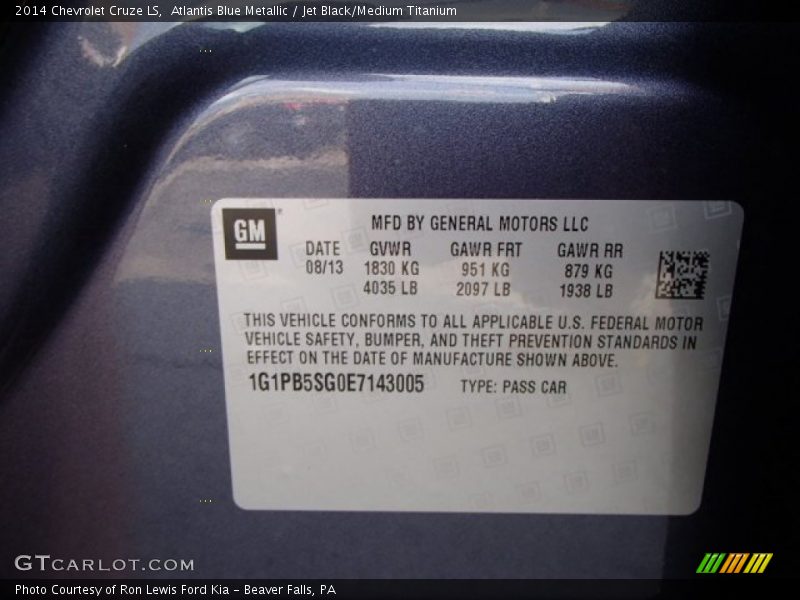 Atlantis Blue Metallic / Jet Black/Medium Titanium 2014 Chevrolet Cruze LS