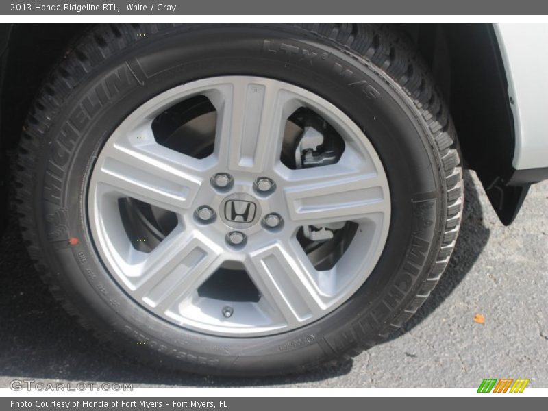 White / Gray 2013 Honda Ridgeline RTL