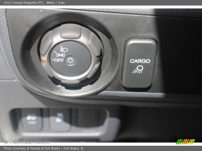 White / Gray 2013 Honda Ridgeline RTL