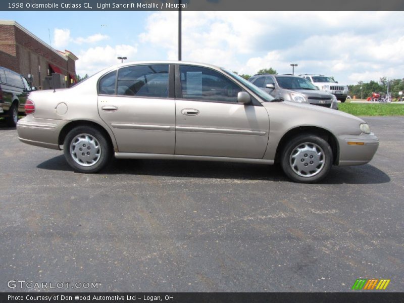  1998 Cutlass GL Light Sandrift Metallic
