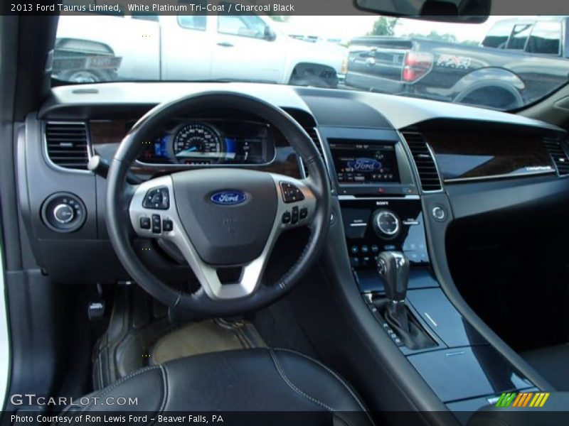 White Platinum Tri-Coat / Charcoal Black 2013 Ford Taurus Limited