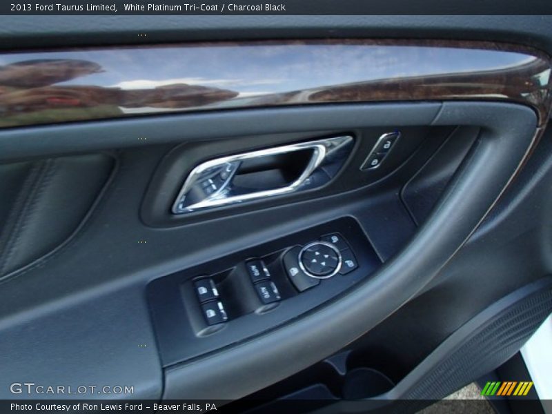 White Platinum Tri-Coat / Charcoal Black 2013 Ford Taurus Limited
