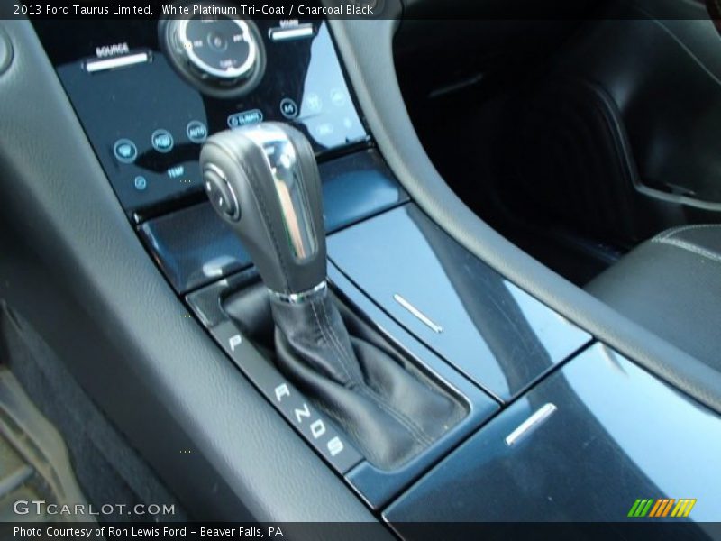 White Platinum Tri-Coat / Charcoal Black 2013 Ford Taurus Limited