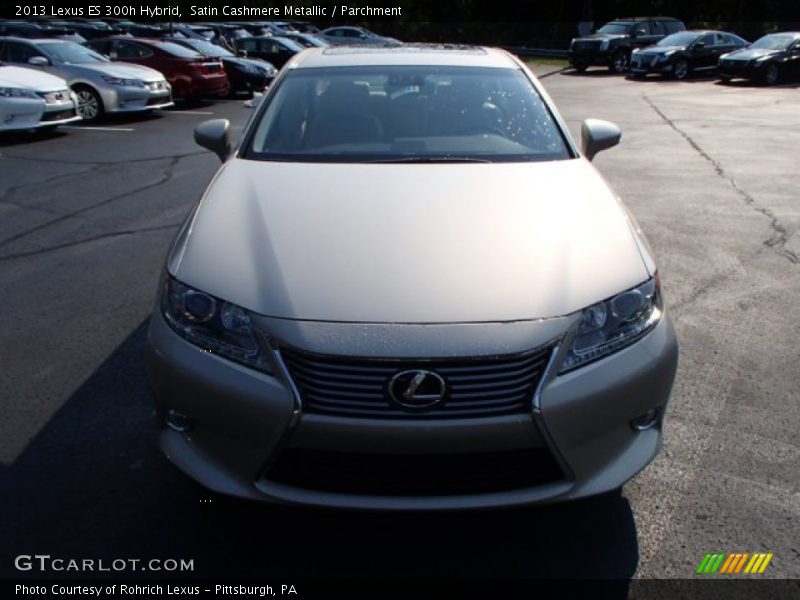 Satin Cashmere Metallic / Parchment 2013 Lexus ES 300h Hybrid