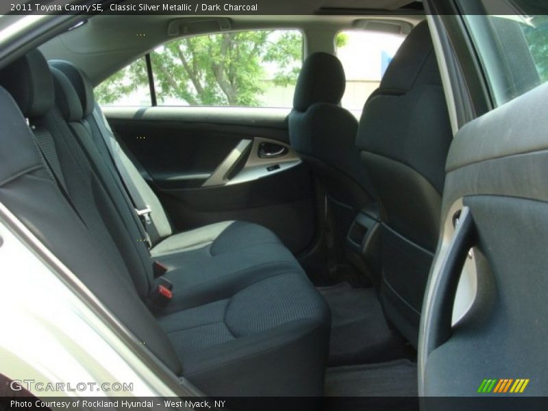 Classic Silver Metallic / Dark Charcoal 2011 Toyota Camry SE