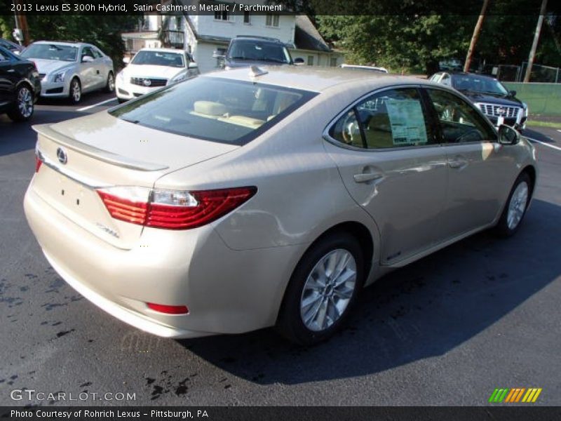 Satin Cashmere Metallic / Parchment 2013 Lexus ES 300h Hybrid