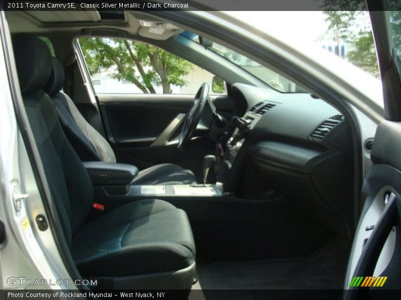 Classic Silver Metallic / Dark Charcoal 2011 Toyota Camry SE