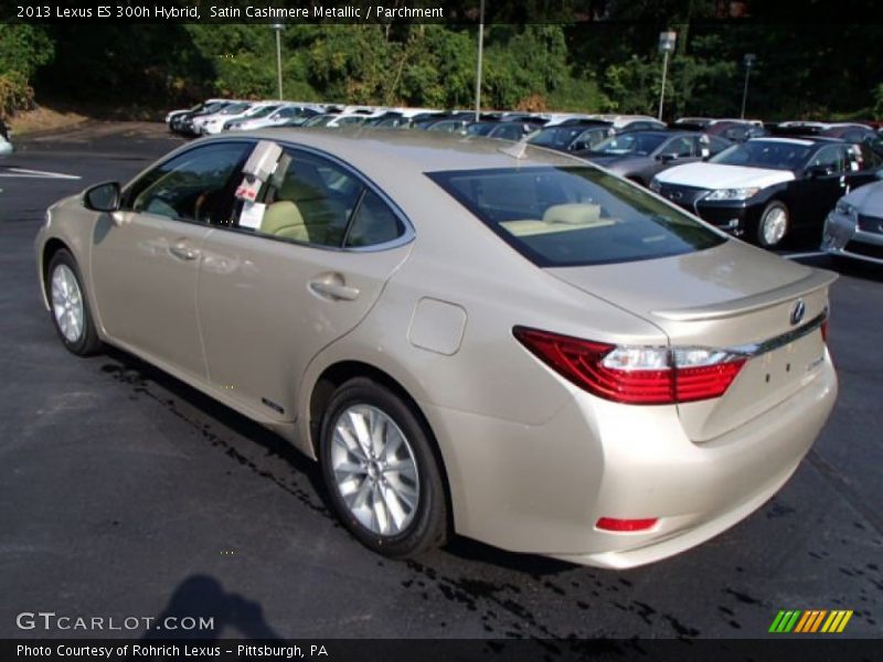 Satin Cashmere Metallic / Parchment 2013 Lexus ES 300h Hybrid