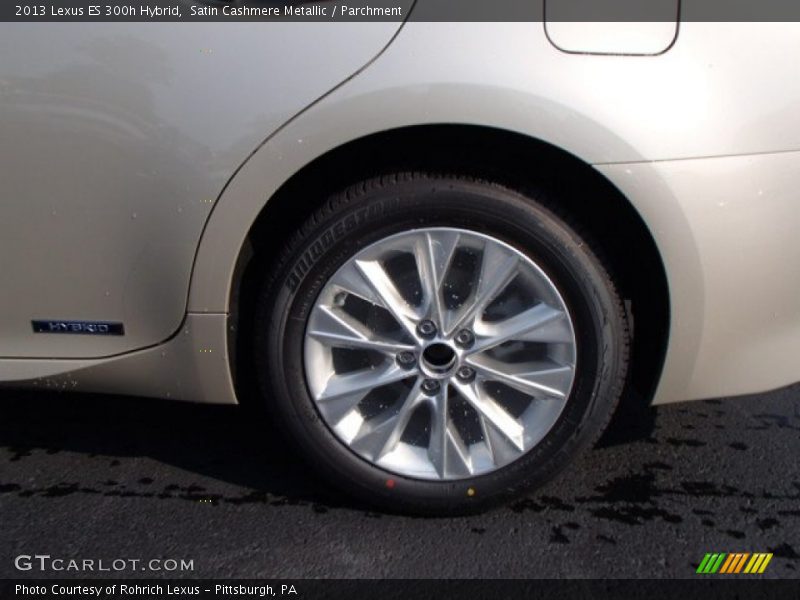 Satin Cashmere Metallic / Parchment 2013 Lexus ES 300h Hybrid