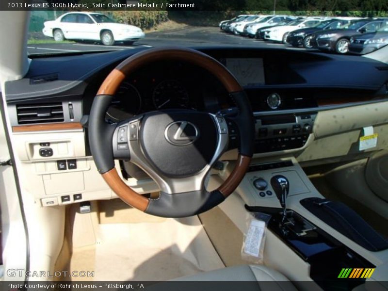 Satin Cashmere Metallic / Parchment 2013 Lexus ES 300h Hybrid