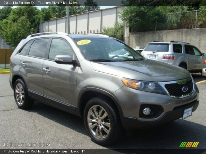 Titanium Silver / Black/Beige 2011 Kia Sorento EX