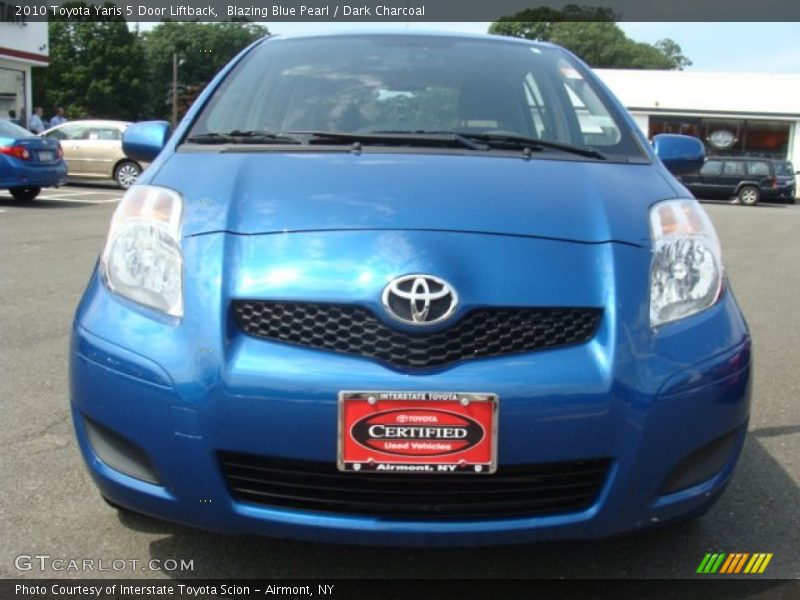 Blazing Blue Pearl / Dark Charcoal 2010 Toyota Yaris 5 Door Liftback