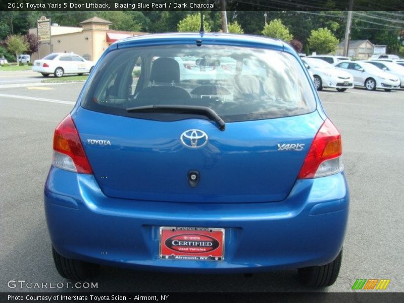 Blazing Blue Pearl / Dark Charcoal 2010 Toyota Yaris 5 Door Liftback
