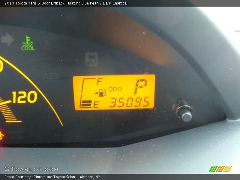 Blazing Blue Pearl / Dark Charcoal 2010 Toyota Yaris 5 Door Liftback