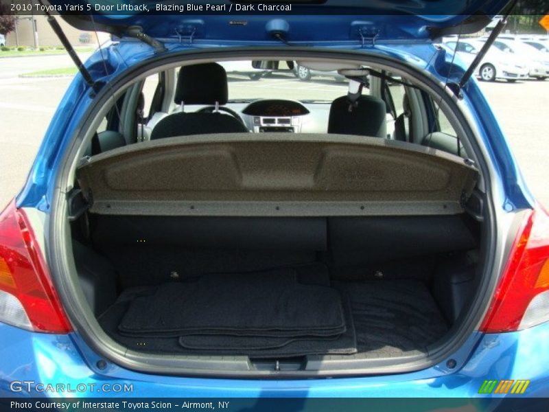 Blazing Blue Pearl / Dark Charcoal 2010 Toyota Yaris 5 Door Liftback