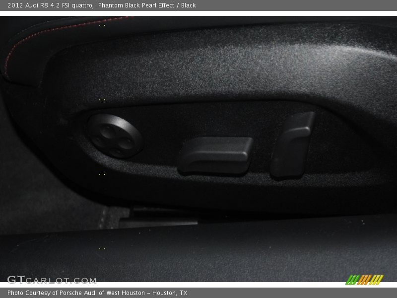 Phantom Black Pearl Effect / Black 2012 Audi R8 4.2 FSI quattro