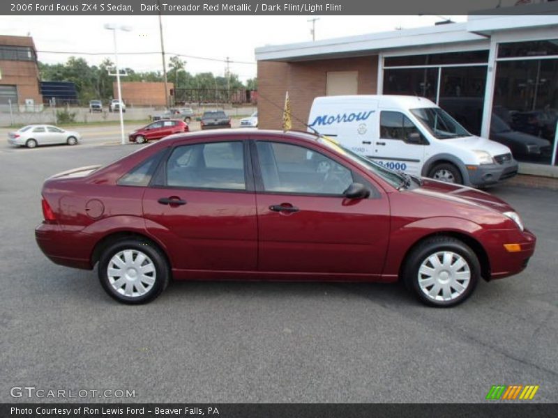Dark Toreador Red Metallic / Dark Flint/Light Flint 2006 Ford Focus ZX4 S Sedan