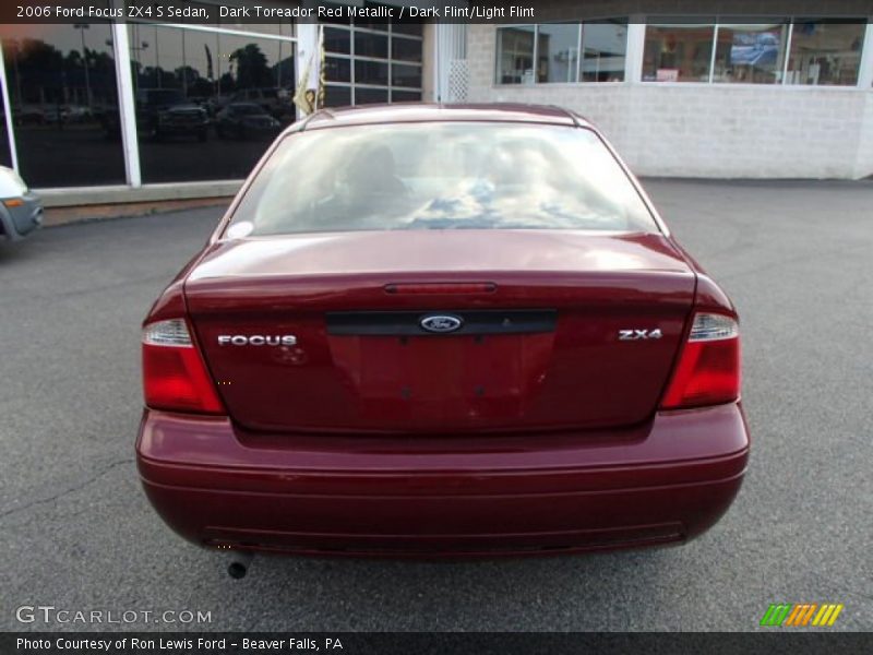 Dark Toreador Red Metallic / Dark Flint/Light Flint 2006 Ford Focus ZX4 S Sedan