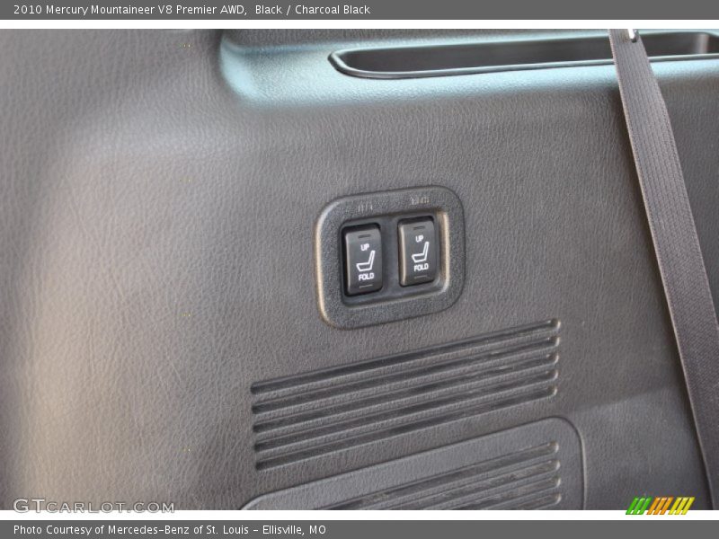 Black / Charcoal Black 2010 Mercury Mountaineer V8 Premier AWD