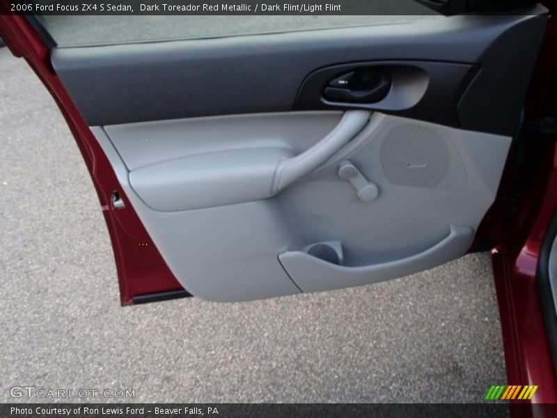 Dark Toreador Red Metallic / Dark Flint/Light Flint 2006 Ford Focus ZX4 S Sedan