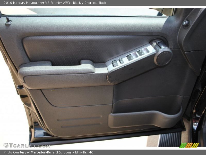 Black / Charcoal Black 2010 Mercury Mountaineer V8 Premier AWD