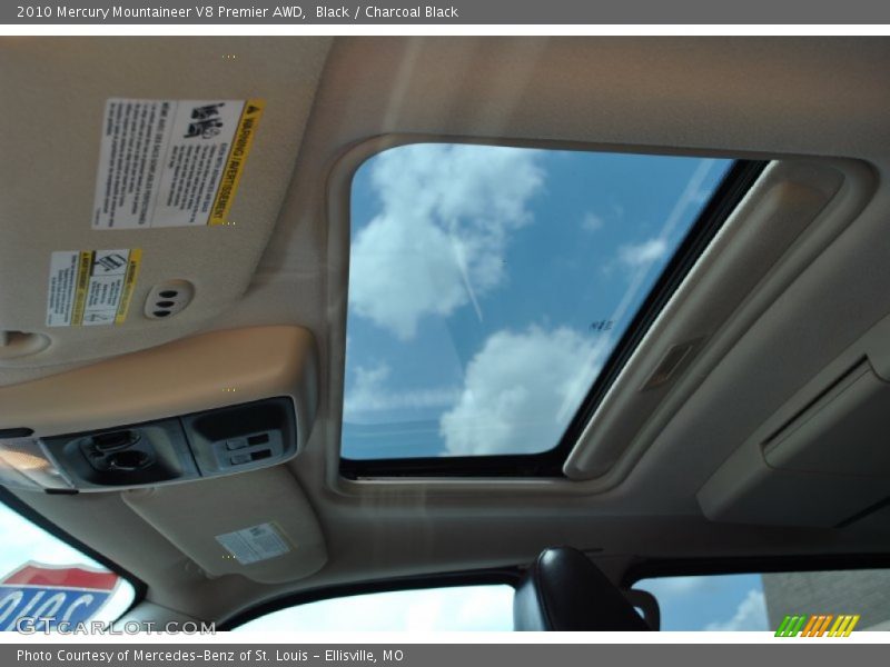 Black / Charcoal Black 2010 Mercury Mountaineer V8 Premier AWD