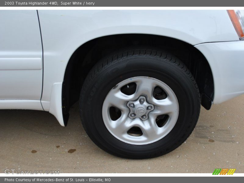 Super White / Ivory 2003 Toyota Highlander 4WD