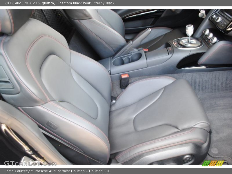 Front Seat of 2012 R8 4.2 FSI quattro
