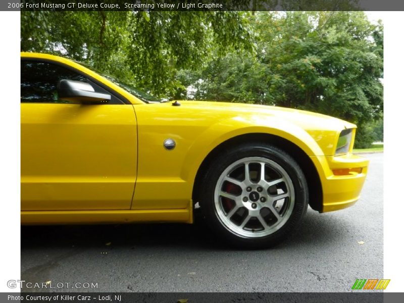 Screaming Yellow / Light Graphite 2006 Ford Mustang GT Deluxe Coupe