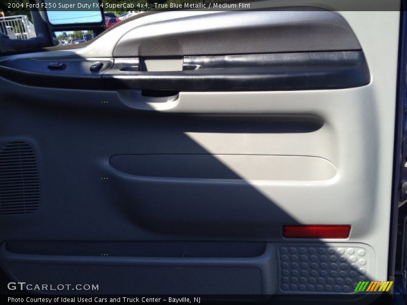 True Blue Metallic / Medium Flint 2004 Ford F250 Super Duty FX4 SuperCab 4x4